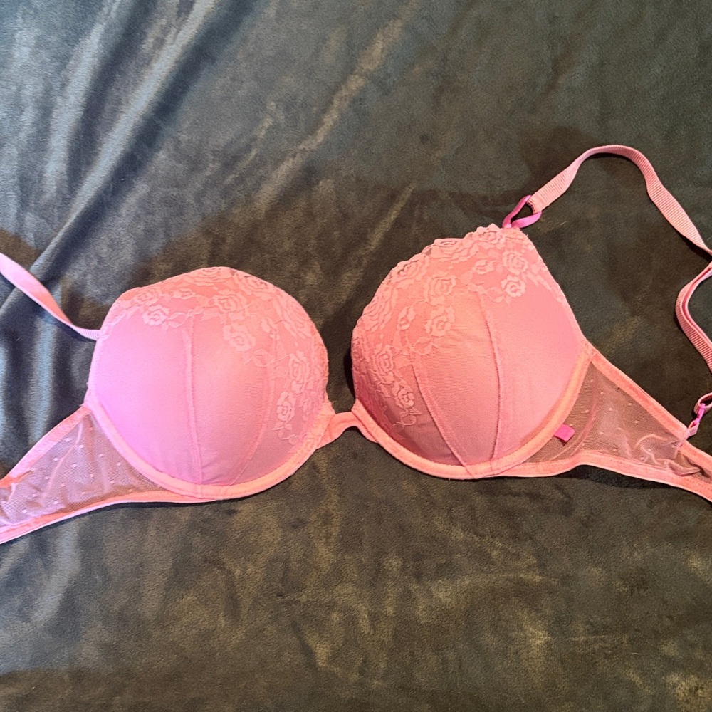 Victoria's Secret Pink Floral Lace Bra